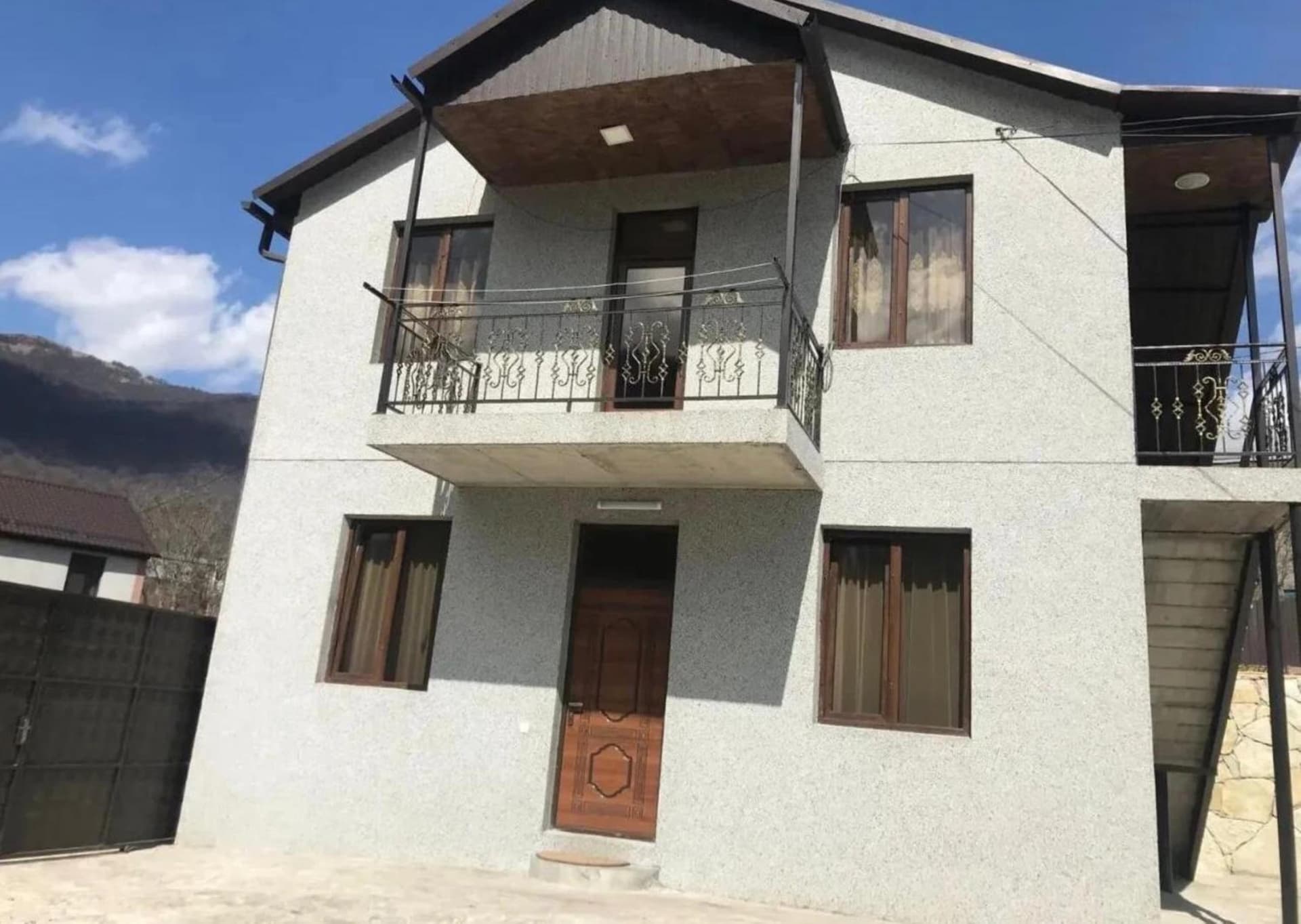 Comfortable holiday villa DILIJAN