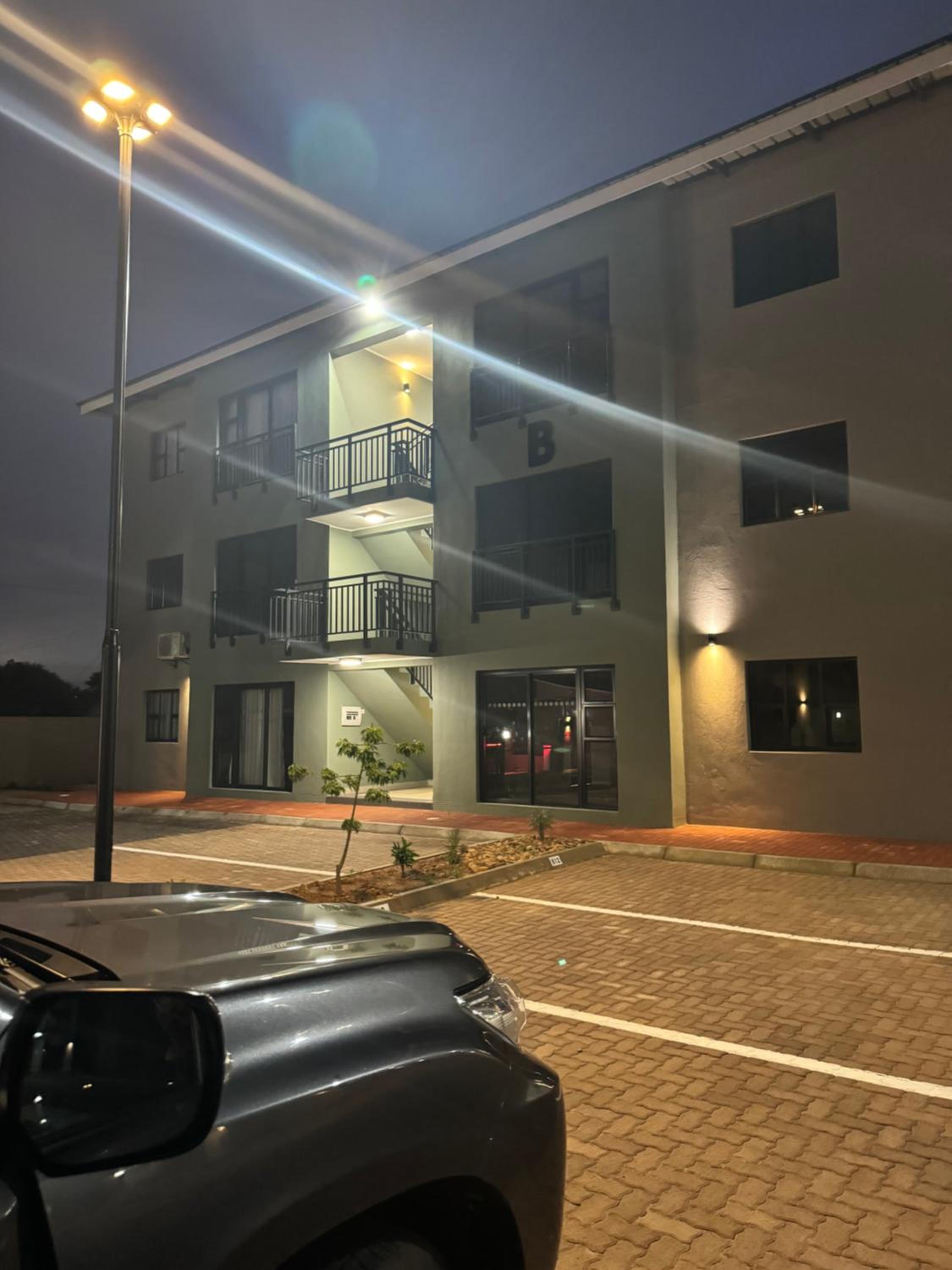 Motswedi Place Apartments B4-Managed by Pulafela Prop Pty Ltd