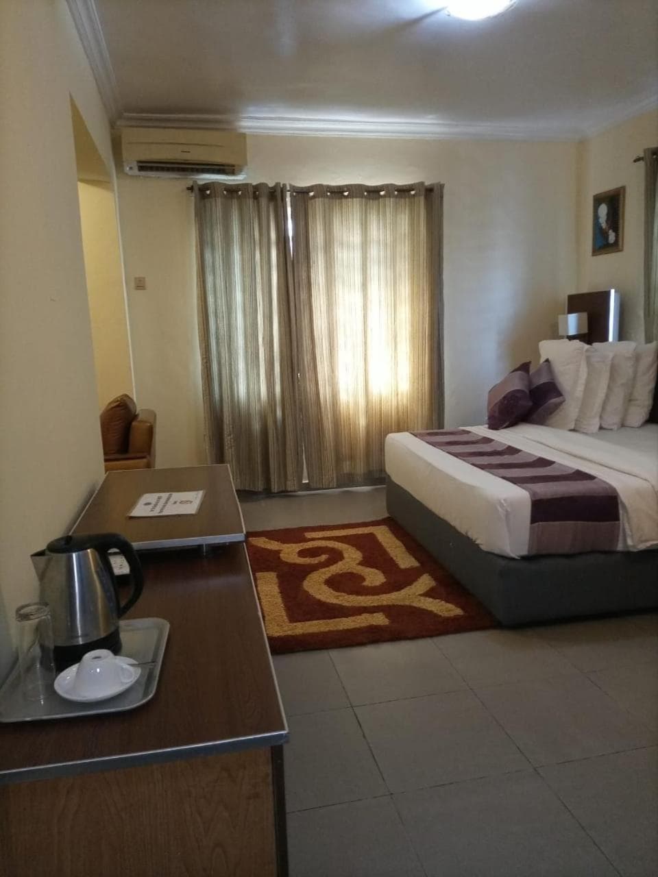 Crownedge Hotels