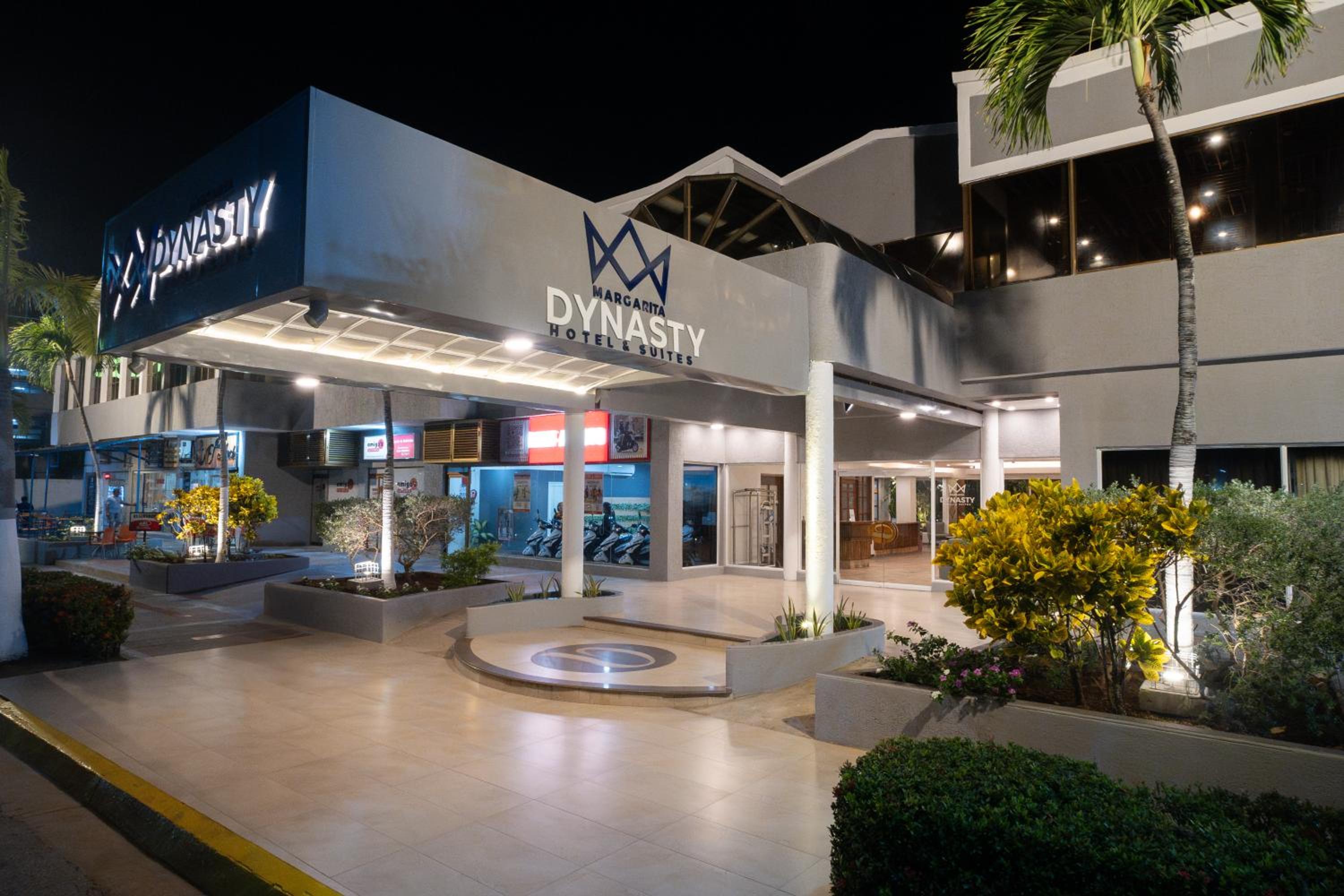 Hotel Margarita Dynasty