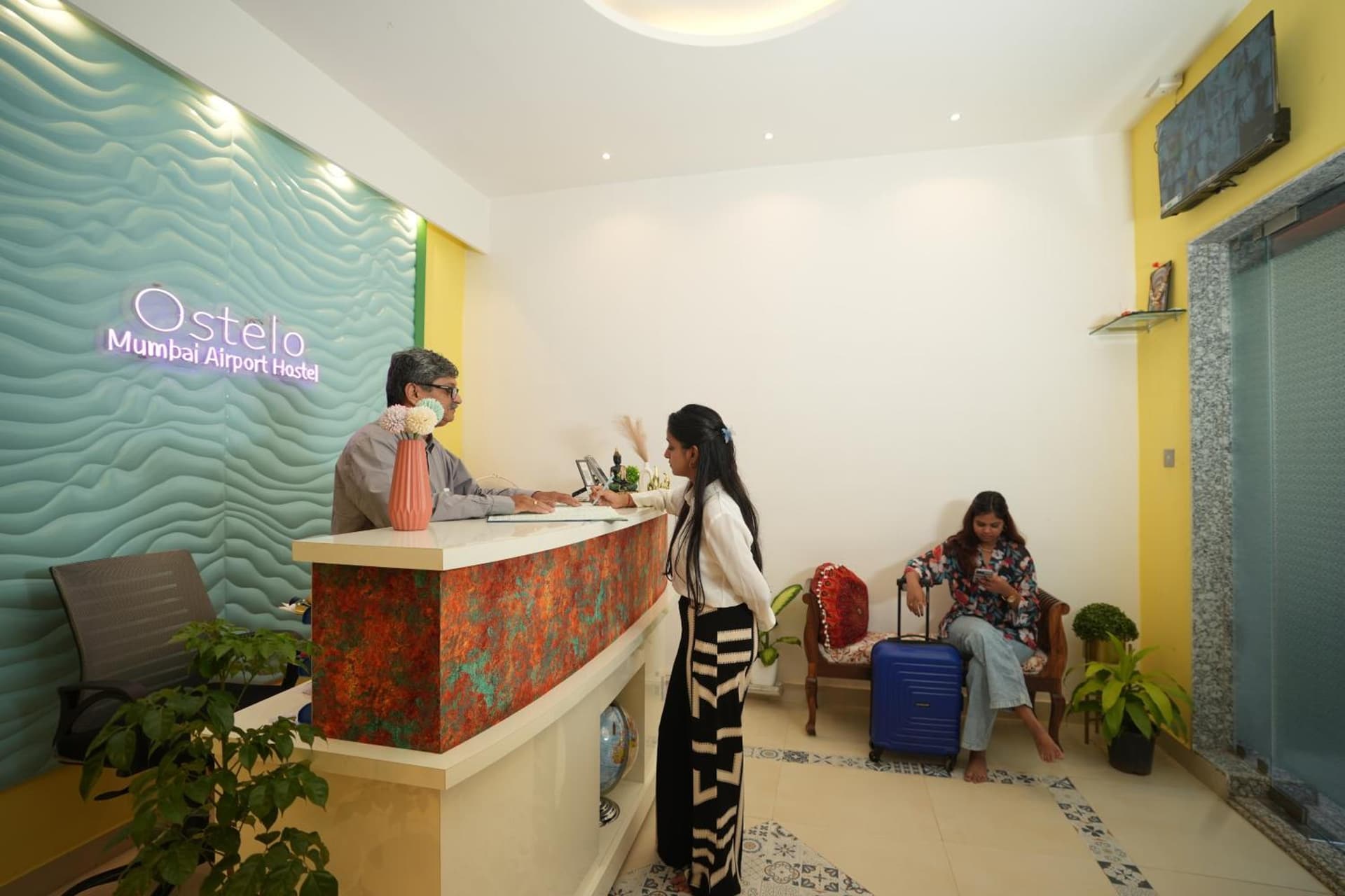 OSTELO Mumbai Airport Hostel