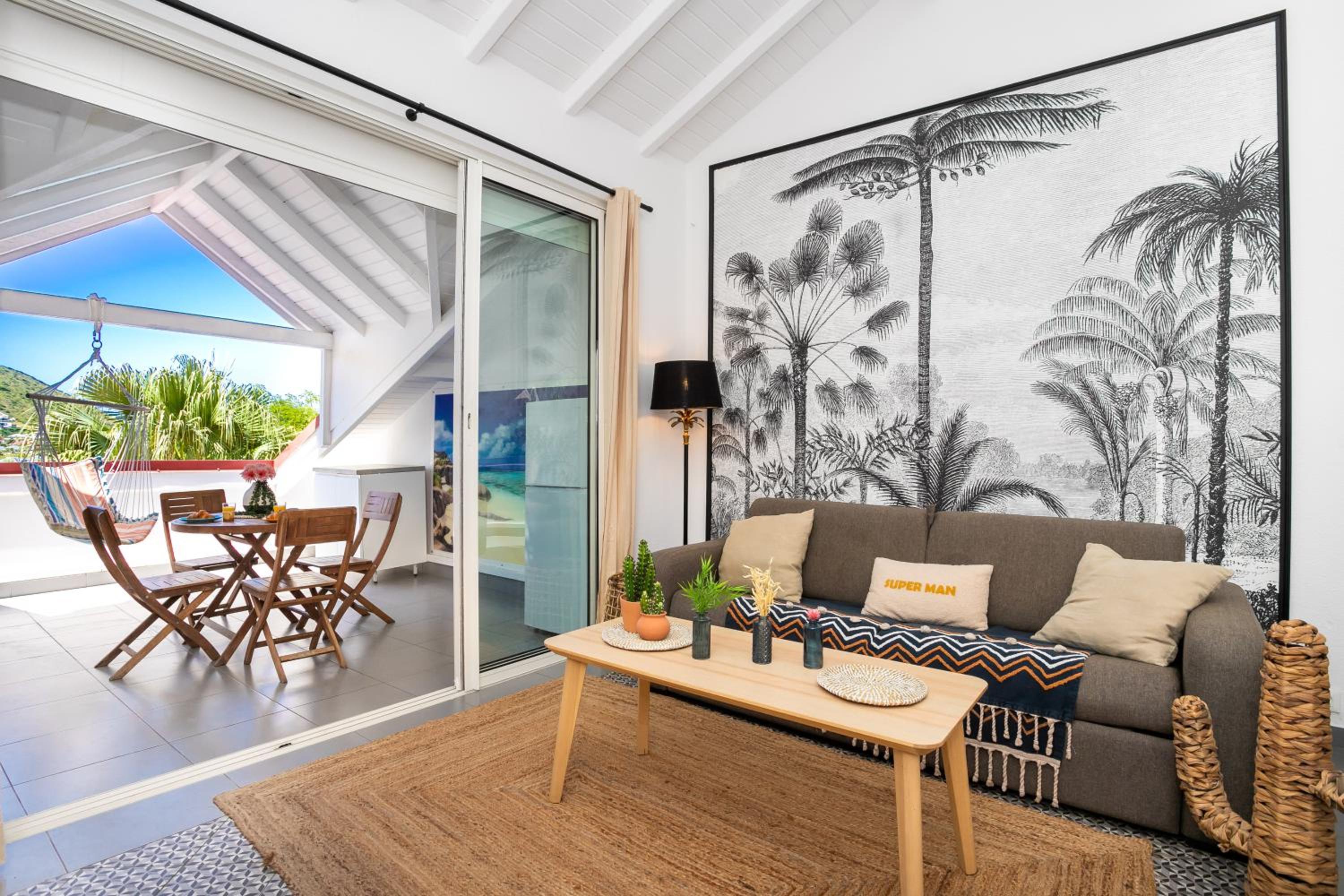 Studio avec piscine