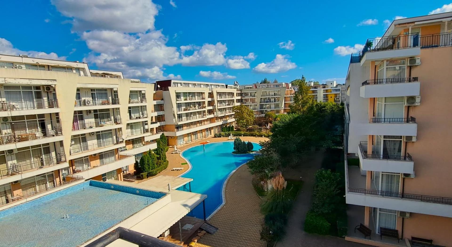 Apartment Daisy Grand Kamelia
