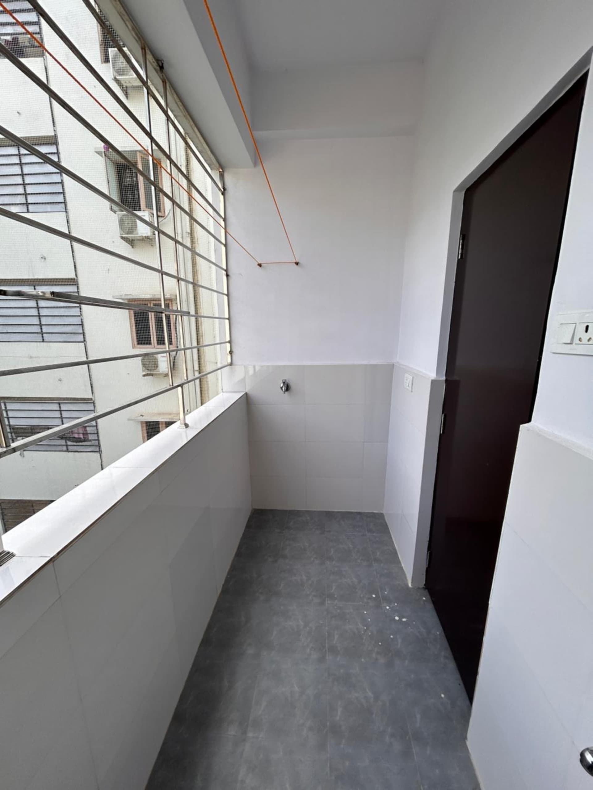 Mee Homes Madhapur Family Stay Fully Furnished 2 BHK Premium Flats 302