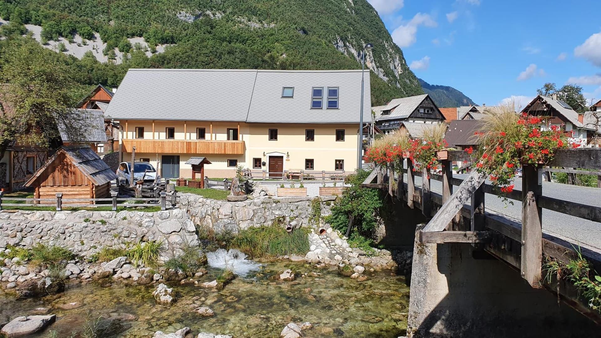 Escape to Bohinj House
