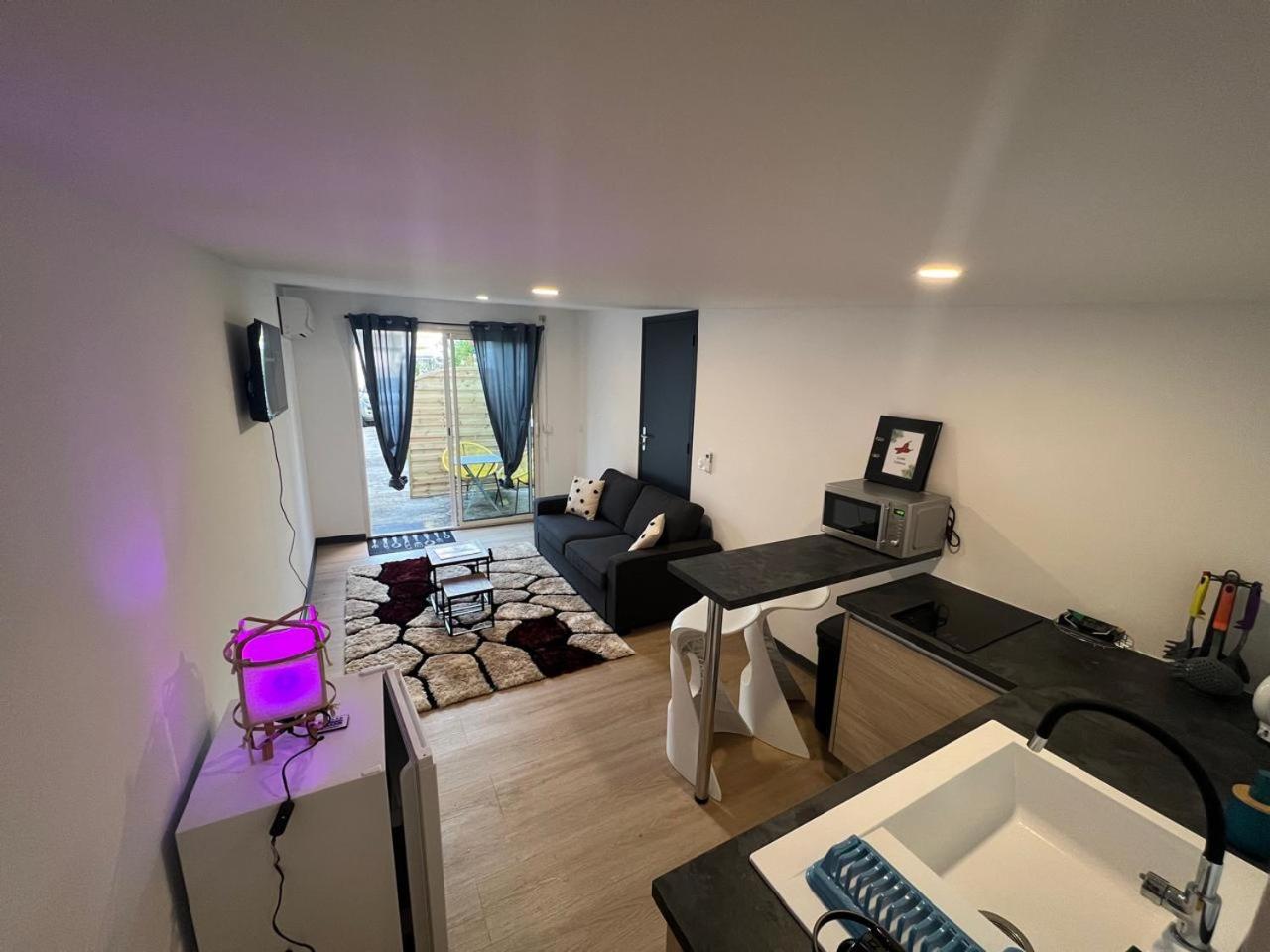 Caliente AnseVata Studio
