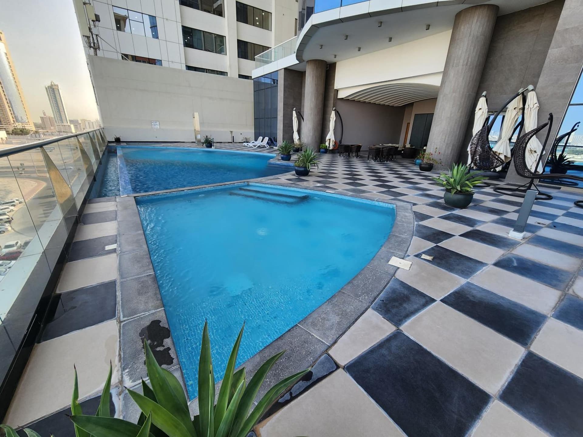 Seef Serenity - Sea & City Views