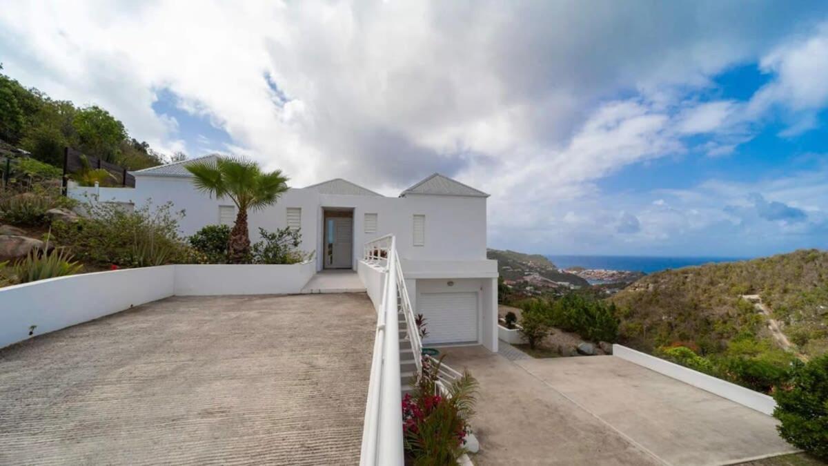 Summer Citadel Villa in Colombier Area