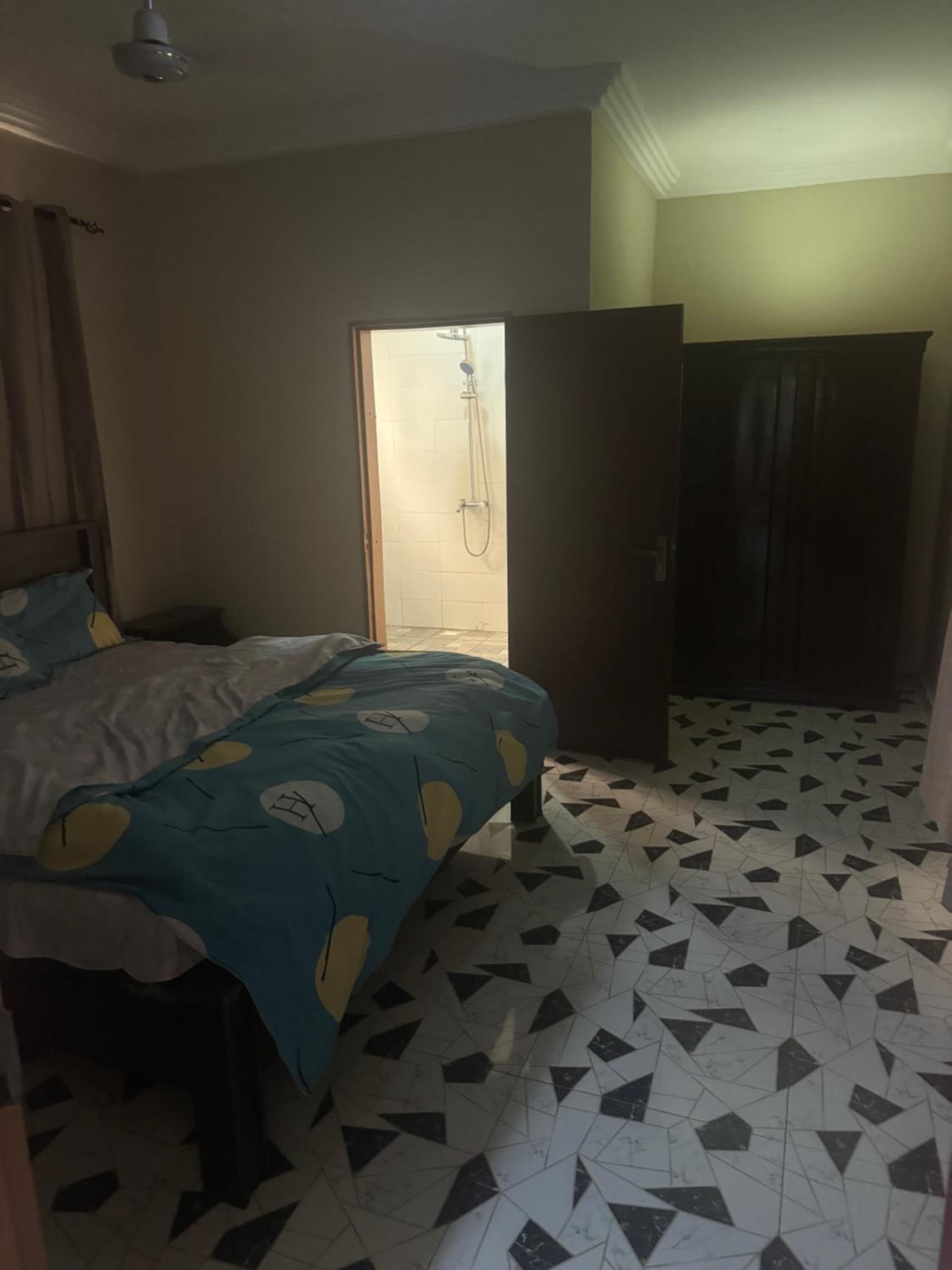 Aminas Apartments