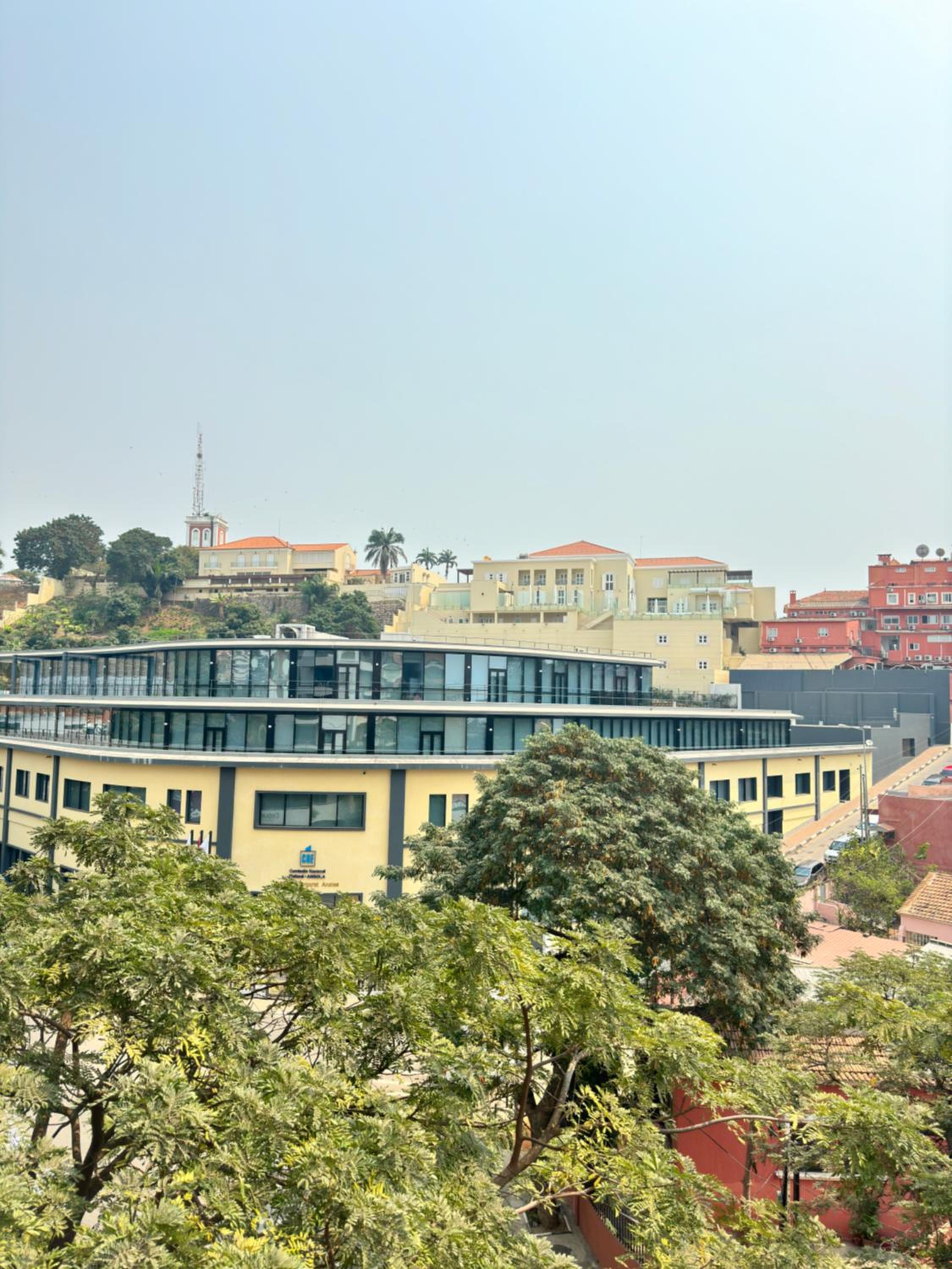 Peaceful and Spacious Apartment at Luanda Bay