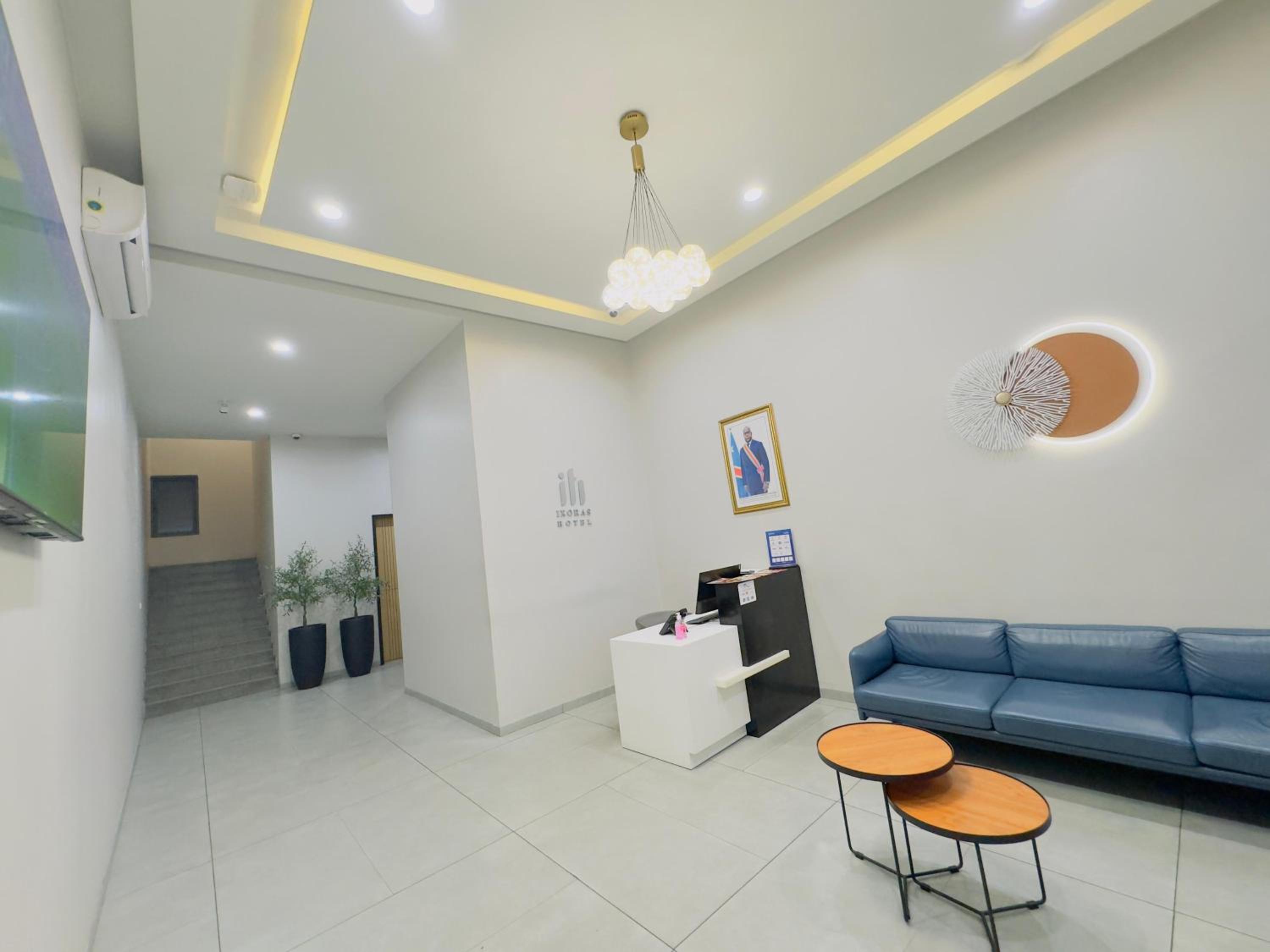 Ixoras Hotel Lemba