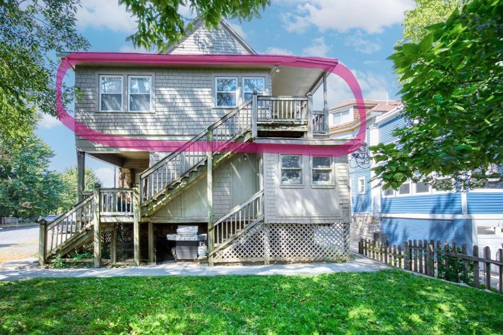 Historic 1Bdrm - Parking - Walk to Restaurants & Westport!