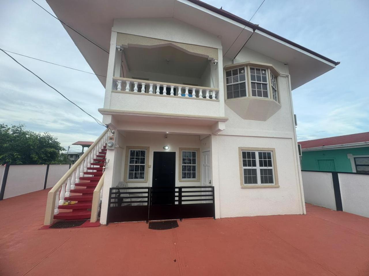 3 bedroom