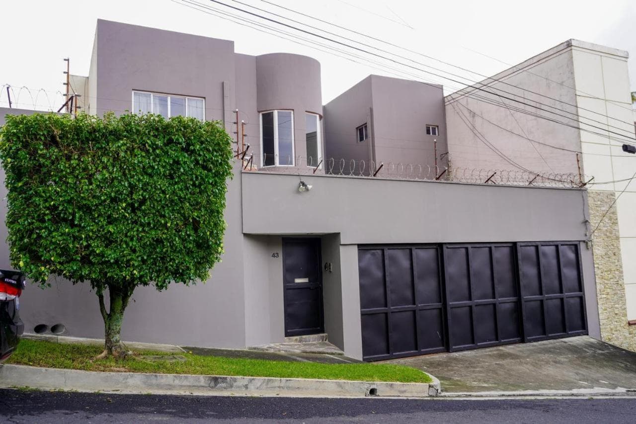 House of Peace and Exclusive Rest