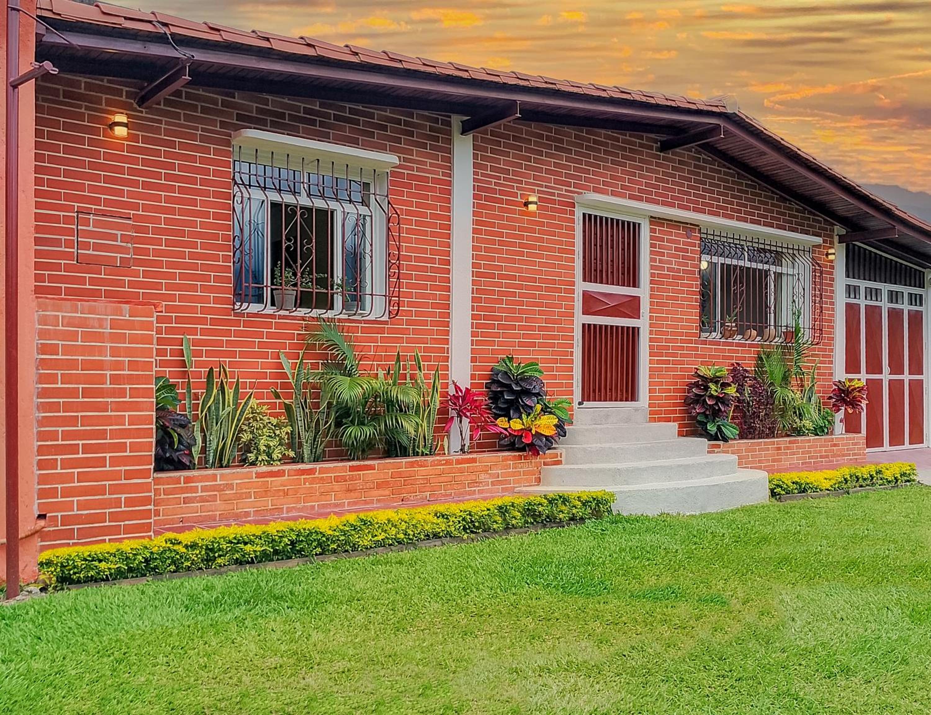 Casa Completa Concordia Andina Bien Ubicada Mérida