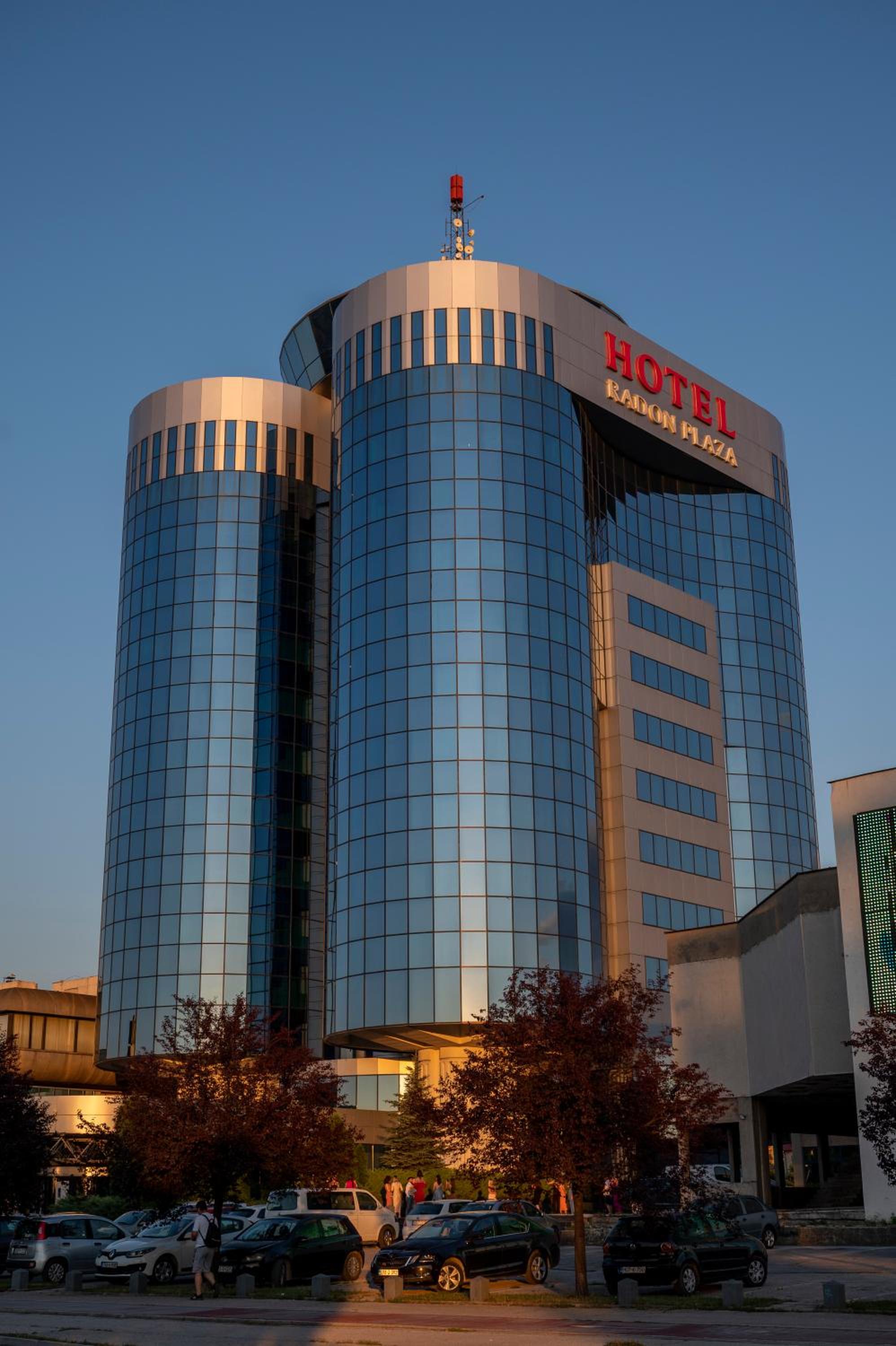Radon Plaza
