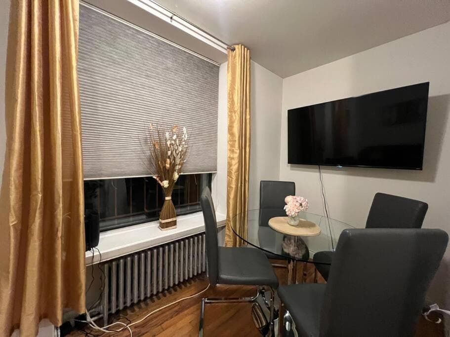 2BD 2BA UWS Oasis