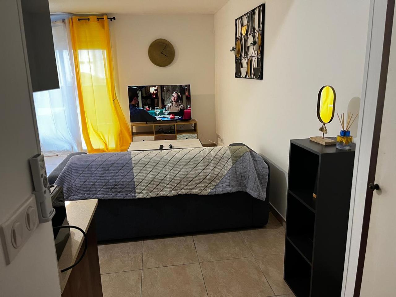 NANA- Appartement B23-Cuisine équipée- WIFI- CLIM-Terrasse