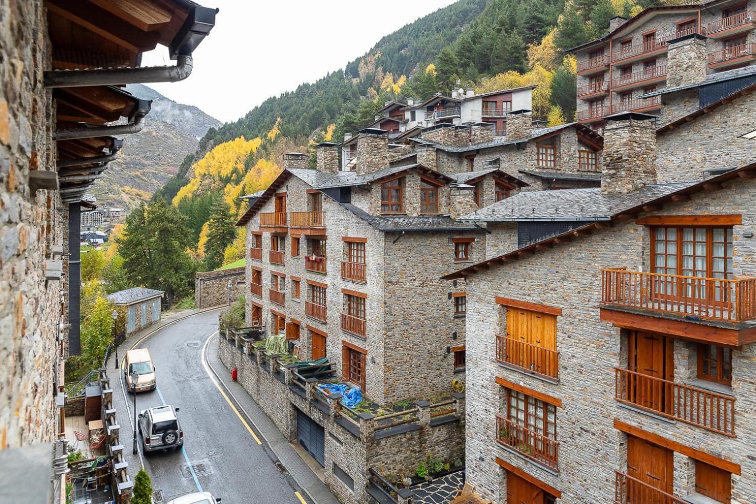 Cerca del Puente Tibetano I Tríplex con Vistas