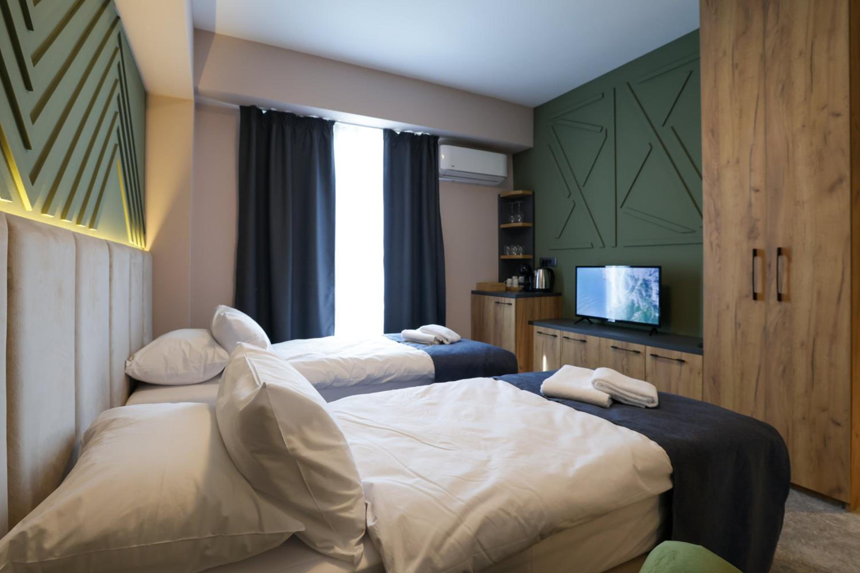 Nest Suites