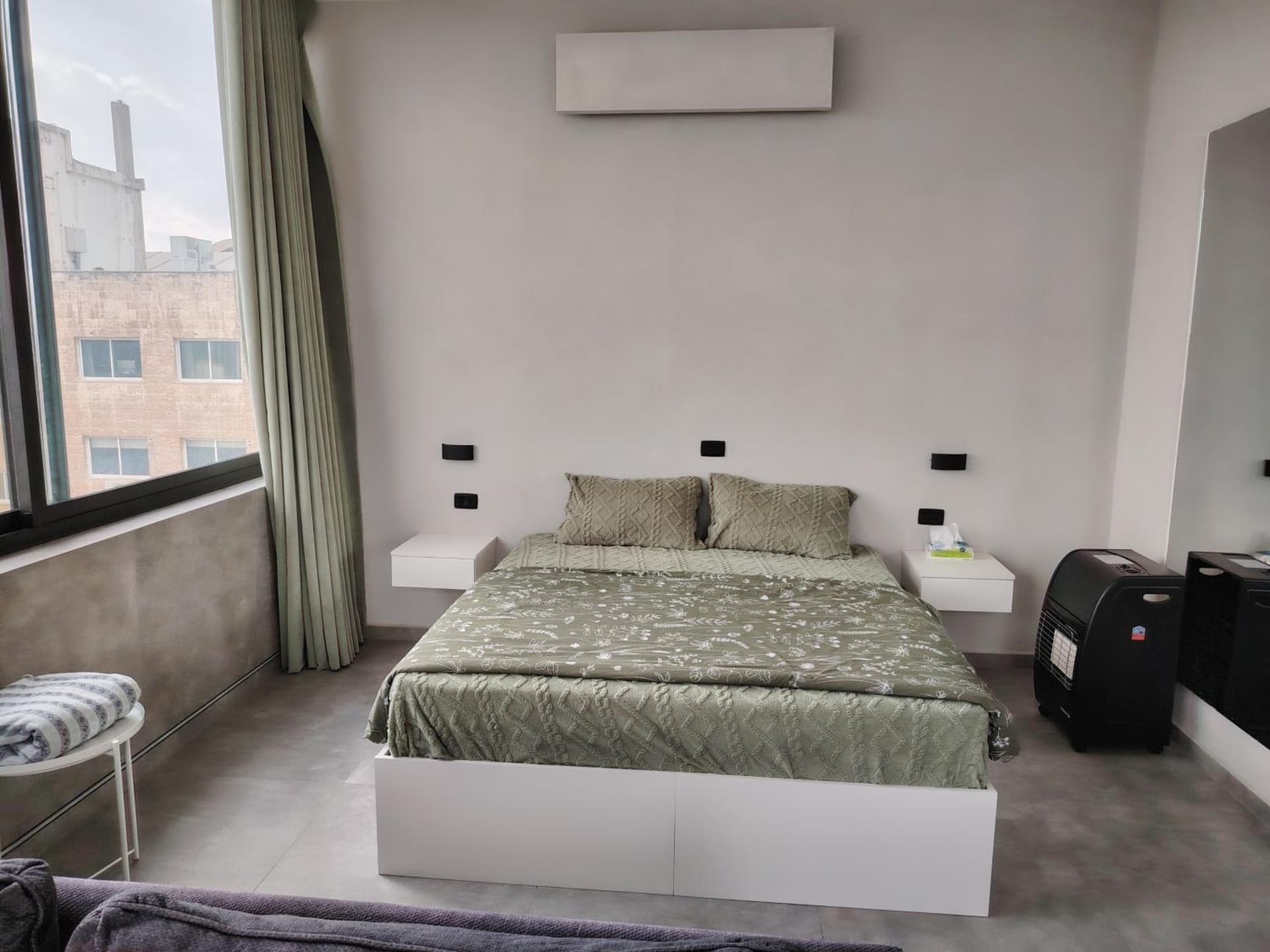 Abu alzoz rooftop 2