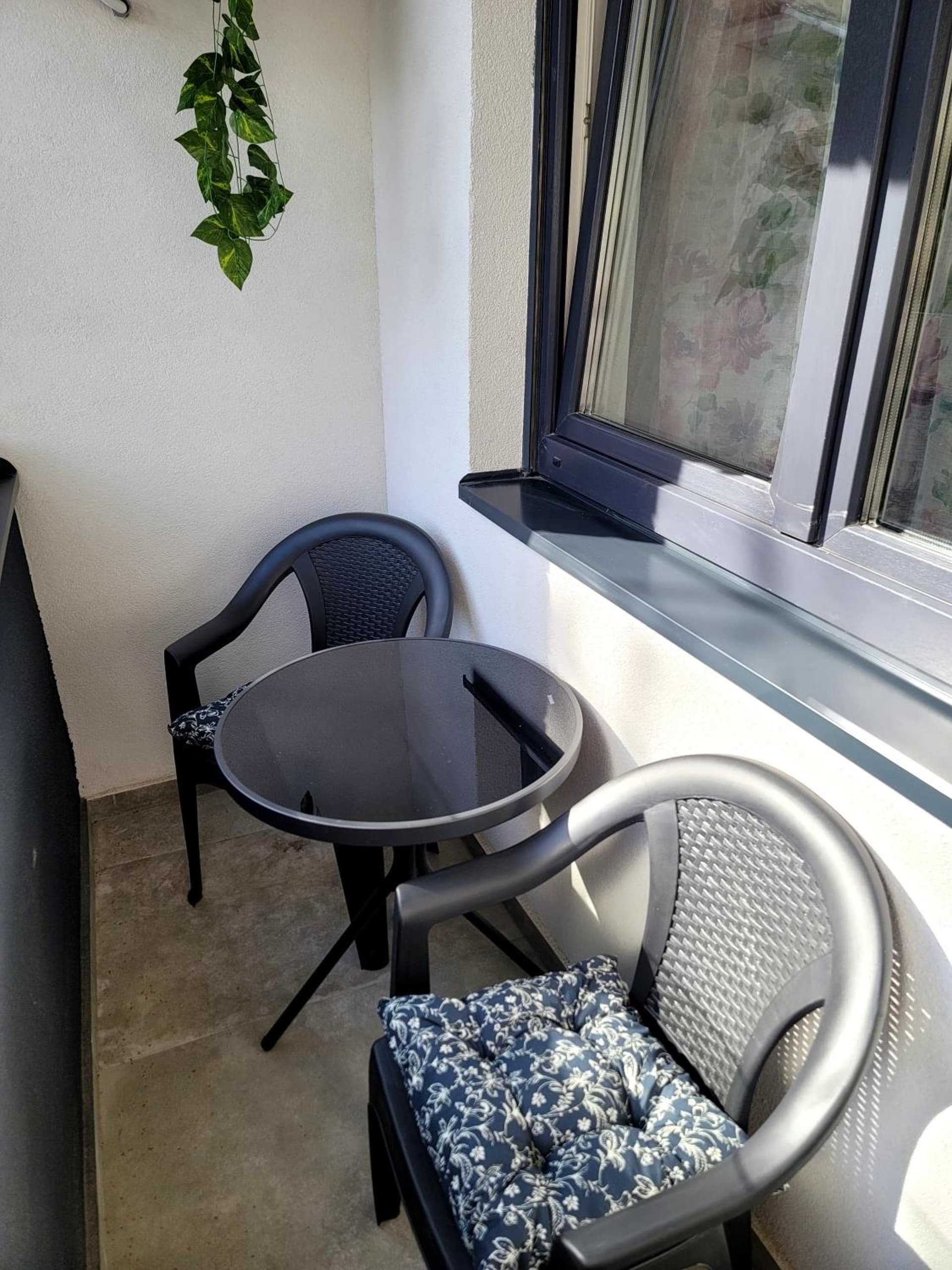 Apartman "CHARLIZE" with PRIVATЕ PARKING