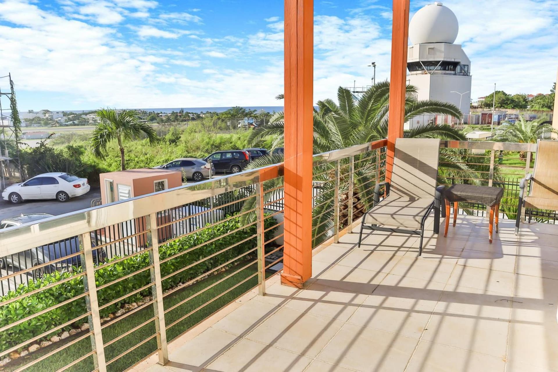 Large studio with terrace and separate bedroom