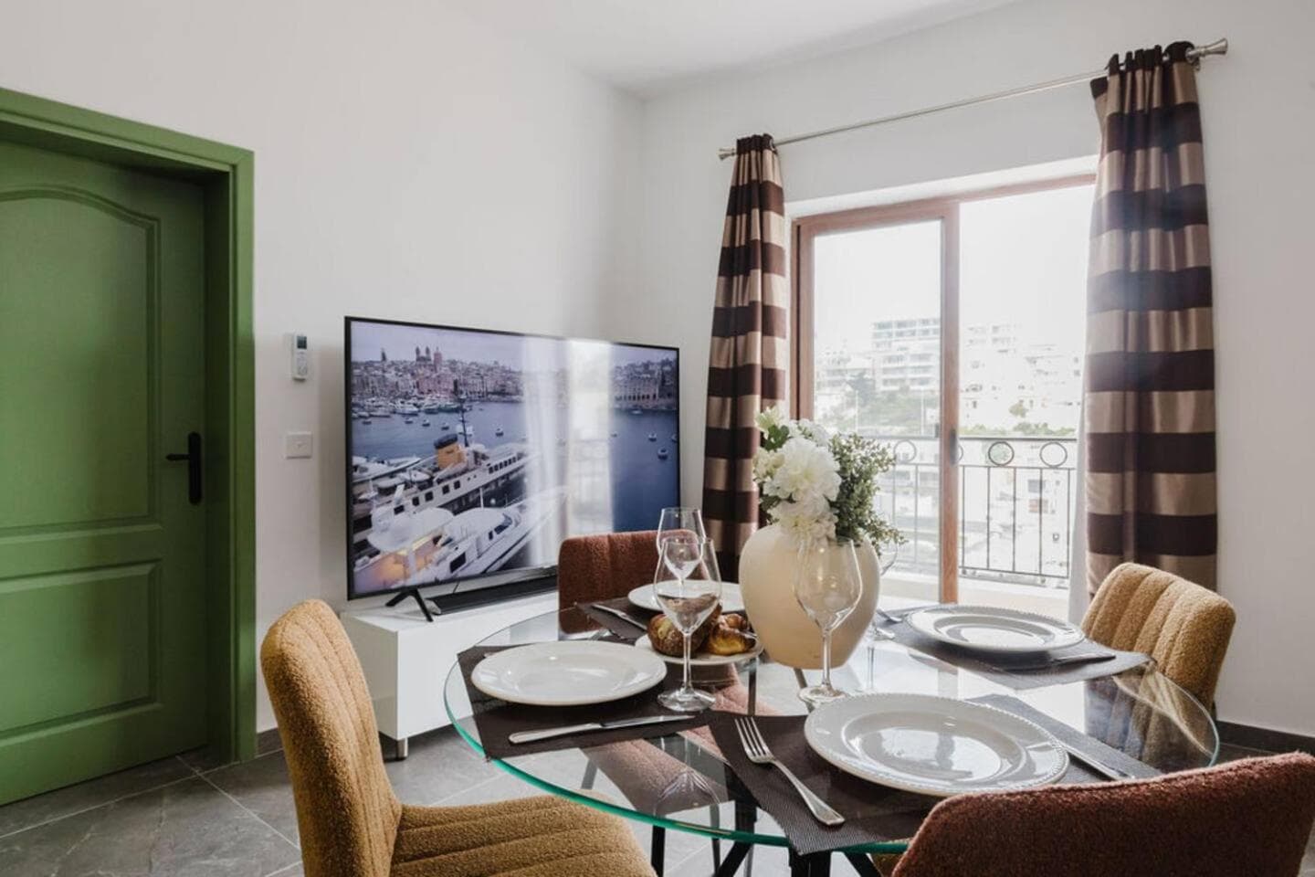 2BED Mel apt with church views by Homely Malta!