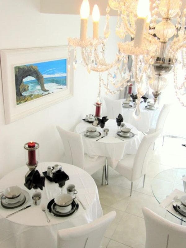 Pebble Stone House Bed & Breakfast