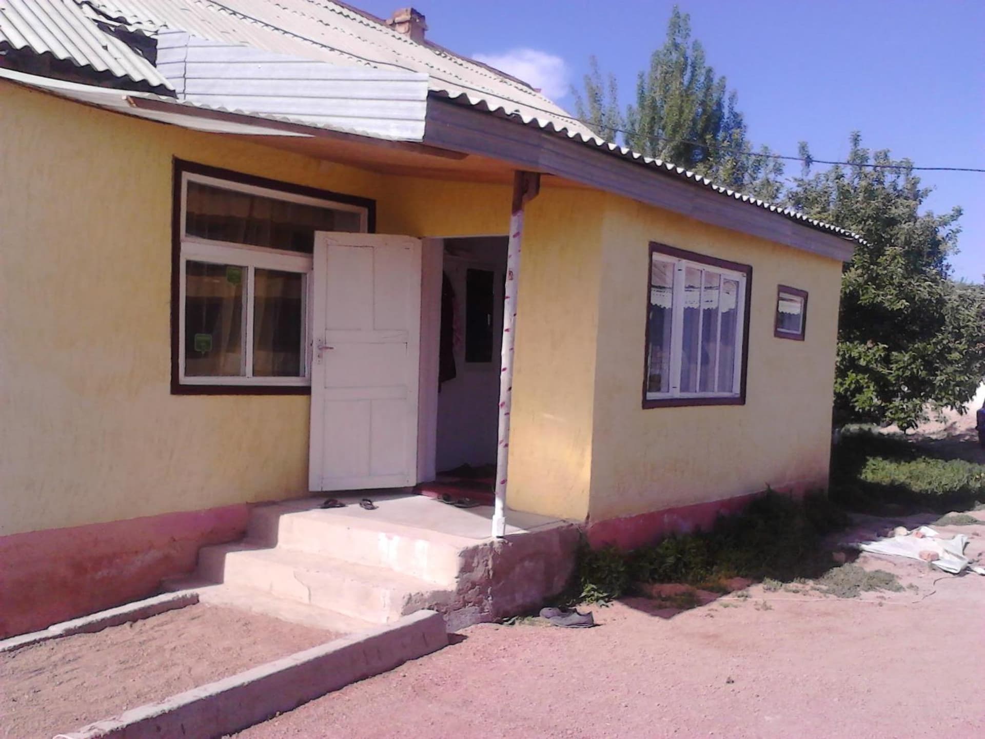 Happy Hostel in Kochkor