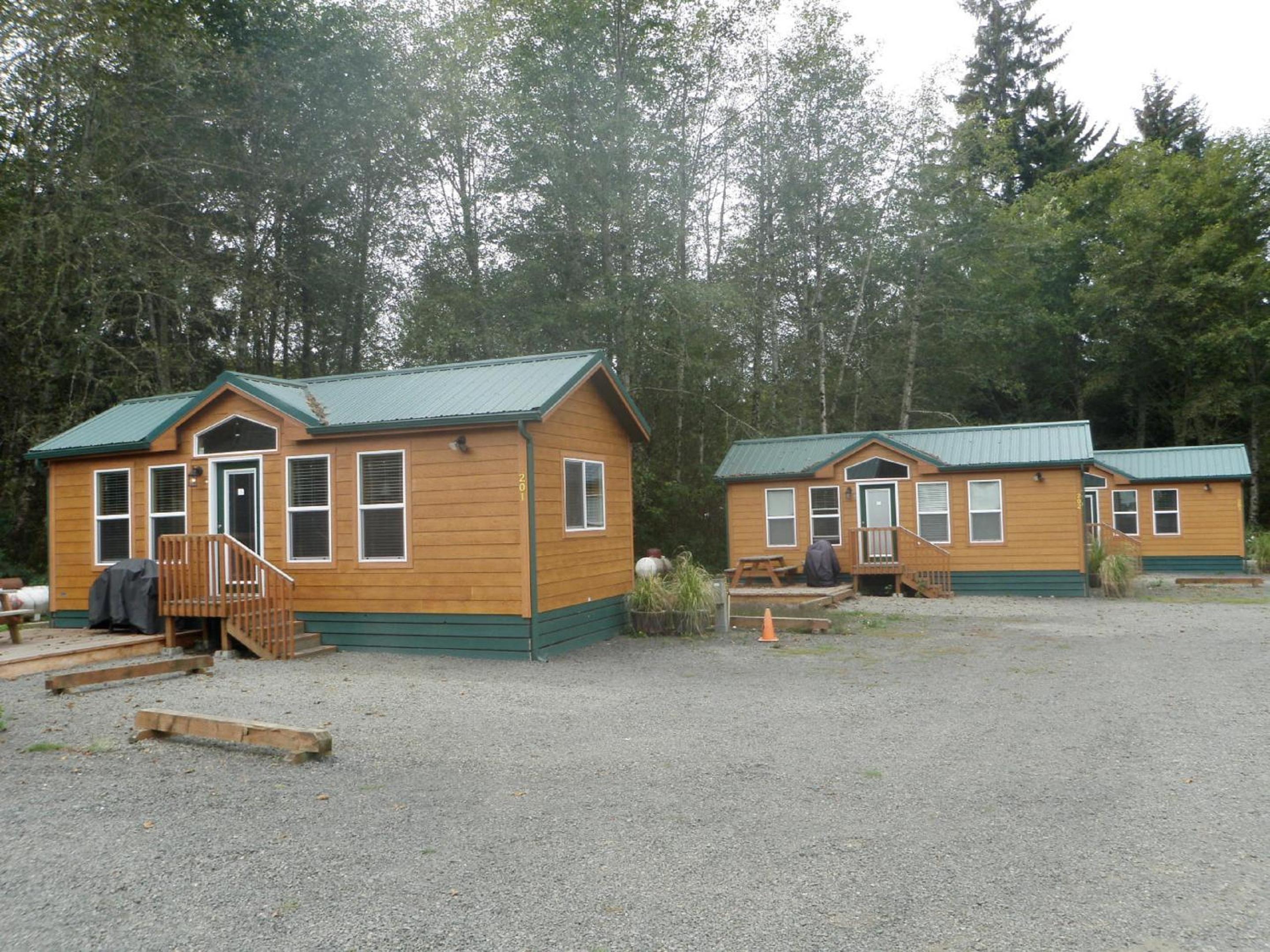Seaside Camping Resort Cottage 11