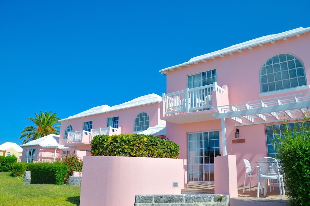 St George's Club Hotel