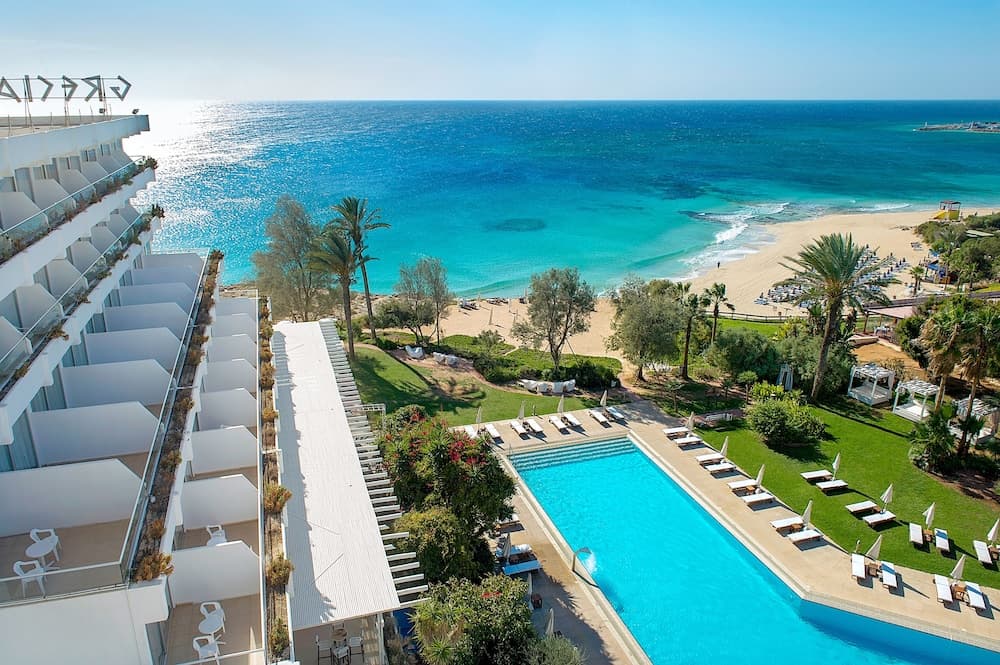Grecian Sands Hotel