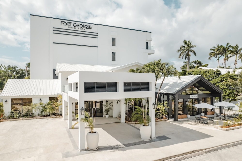 Fort George Hotel & Spa