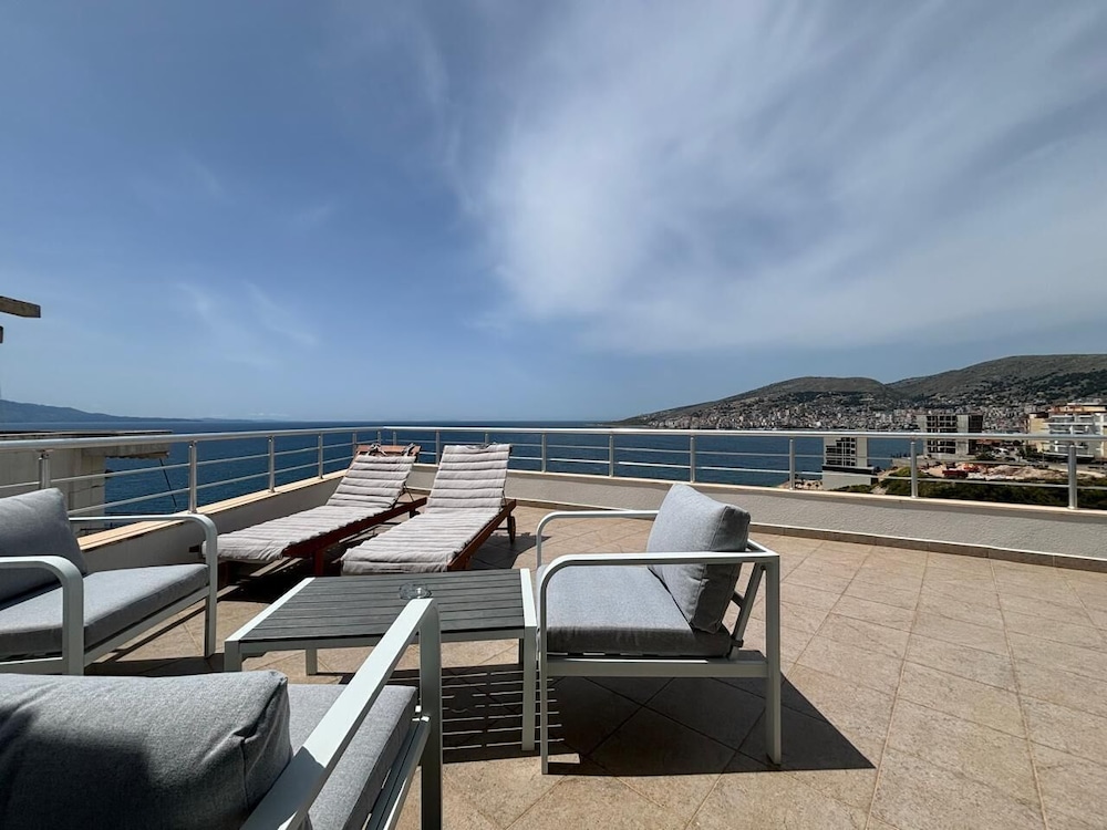 Bella Vista Hotel