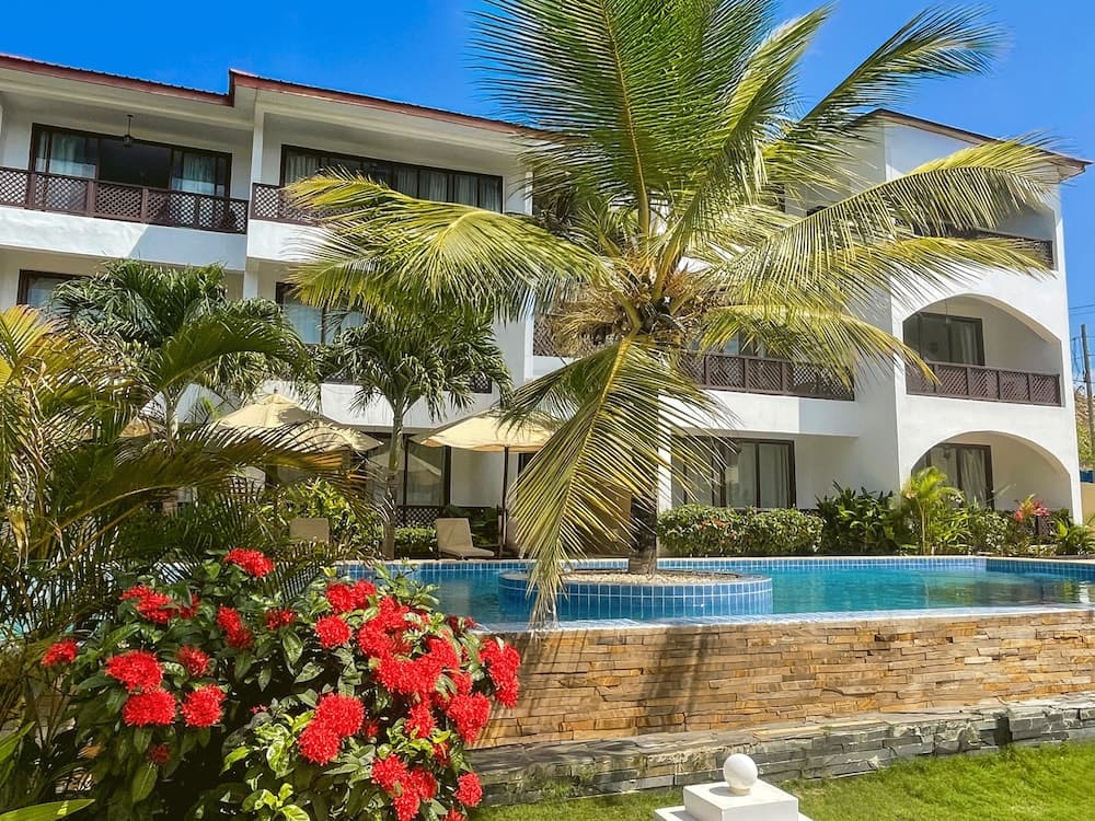 AHG Hisia Nungwi Experience Hotel