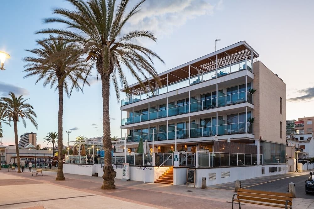 Meraki Beach Hotel - Adults Only