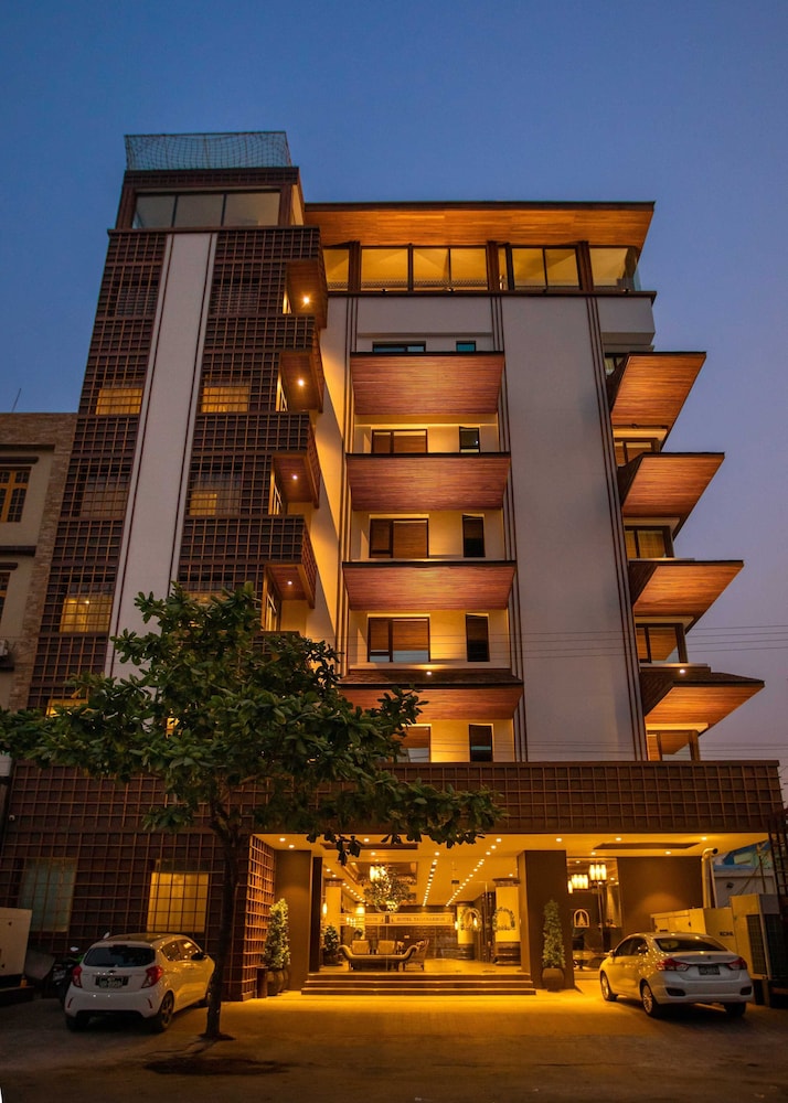 Hotel Yadanarbon