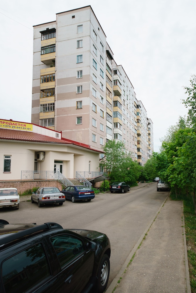 PaulMarie Apartments on Voinov Int.