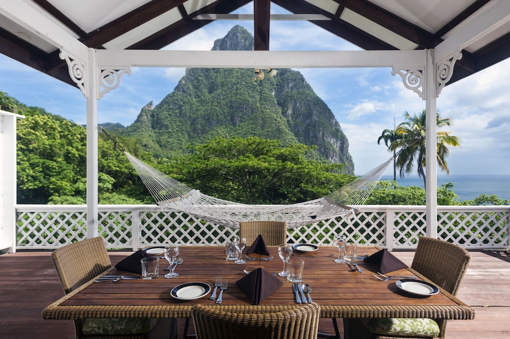 Stonefield Villa Resort