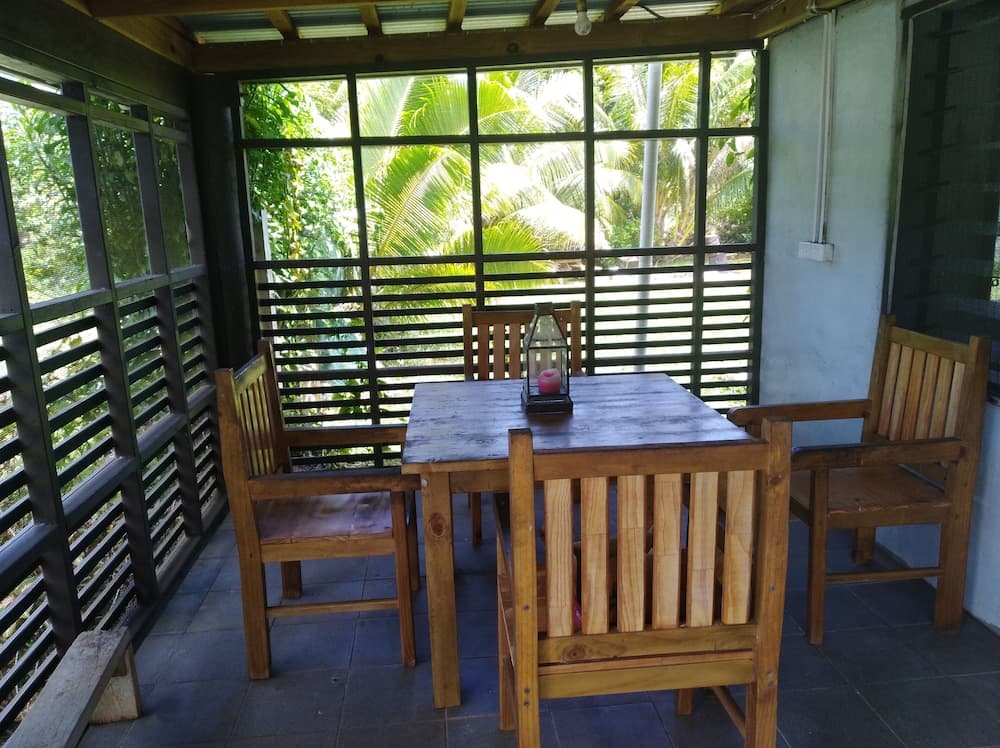 ROEN Accom