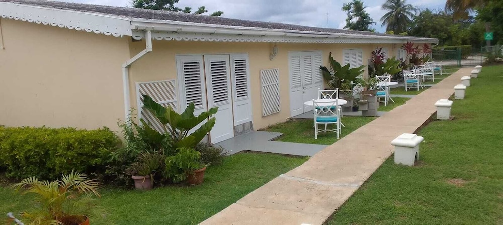Regent Apartments