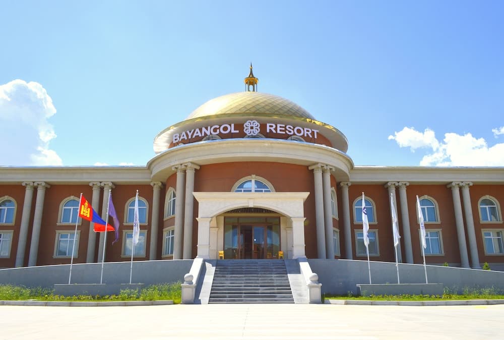 Bayangol Hotel & Resort