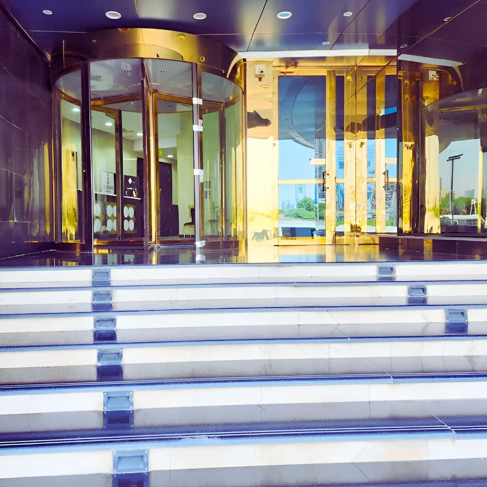 Bloom Hotel