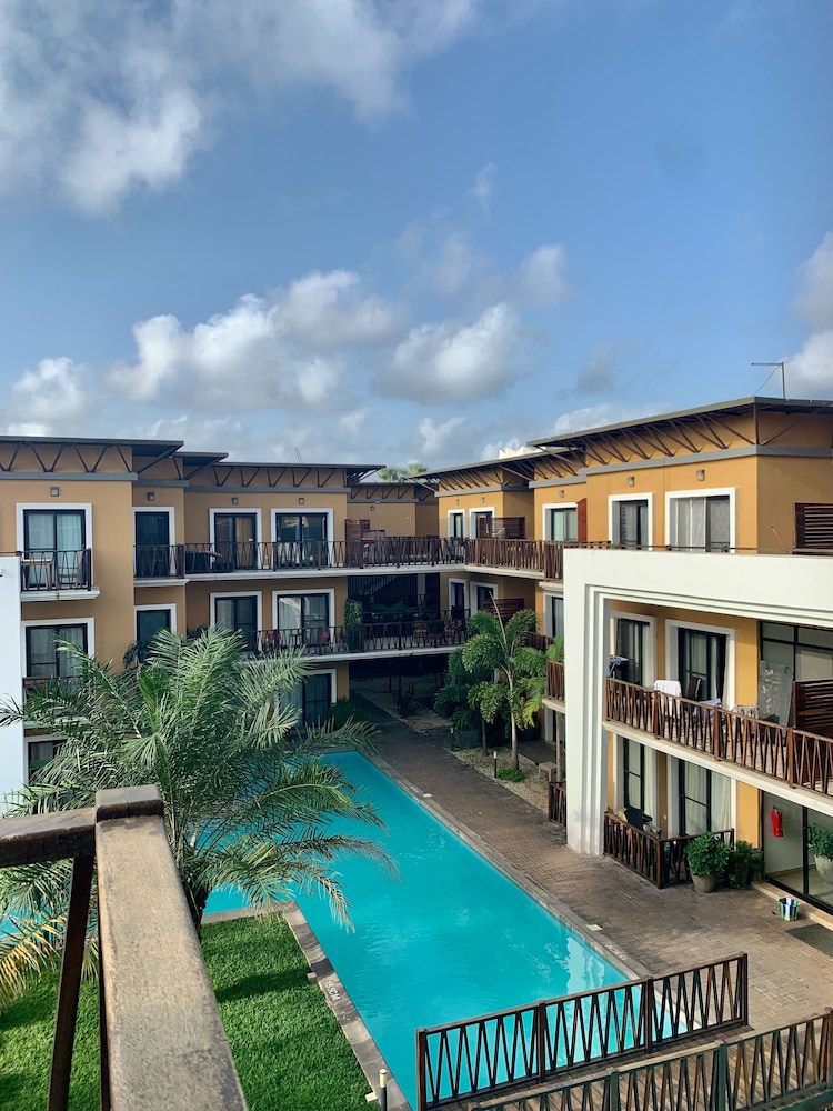 Forest View Apartments