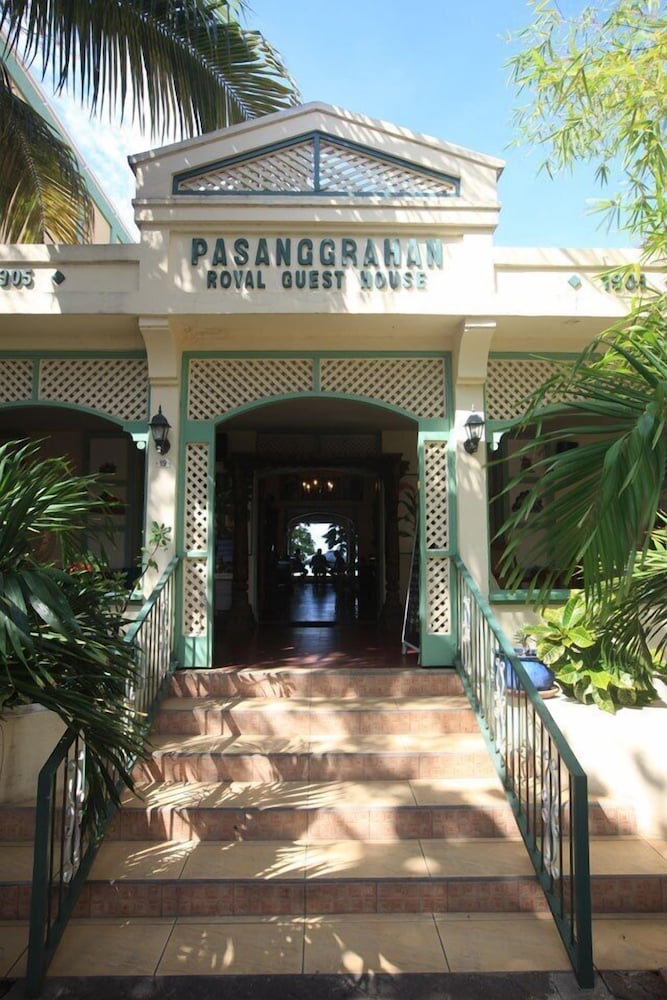 The Pasanggrahan Royal Boutique Hotel