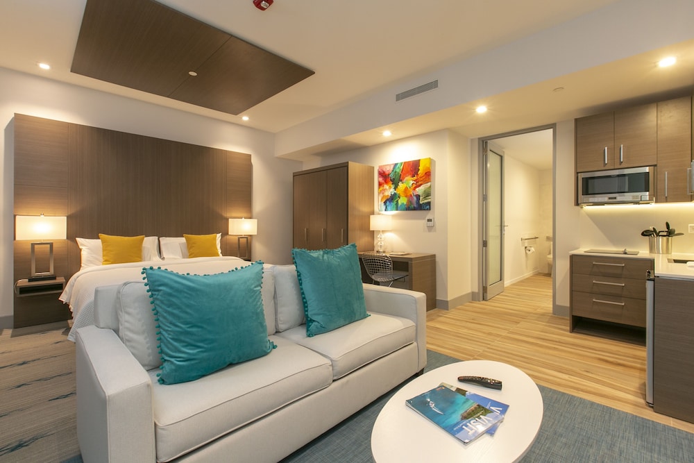 Marketplace Suites