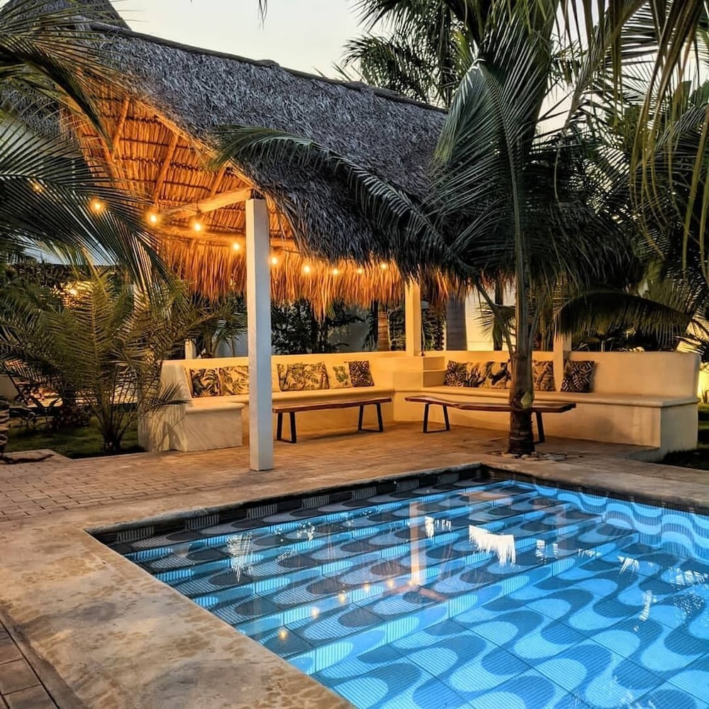 Nayal Lodge