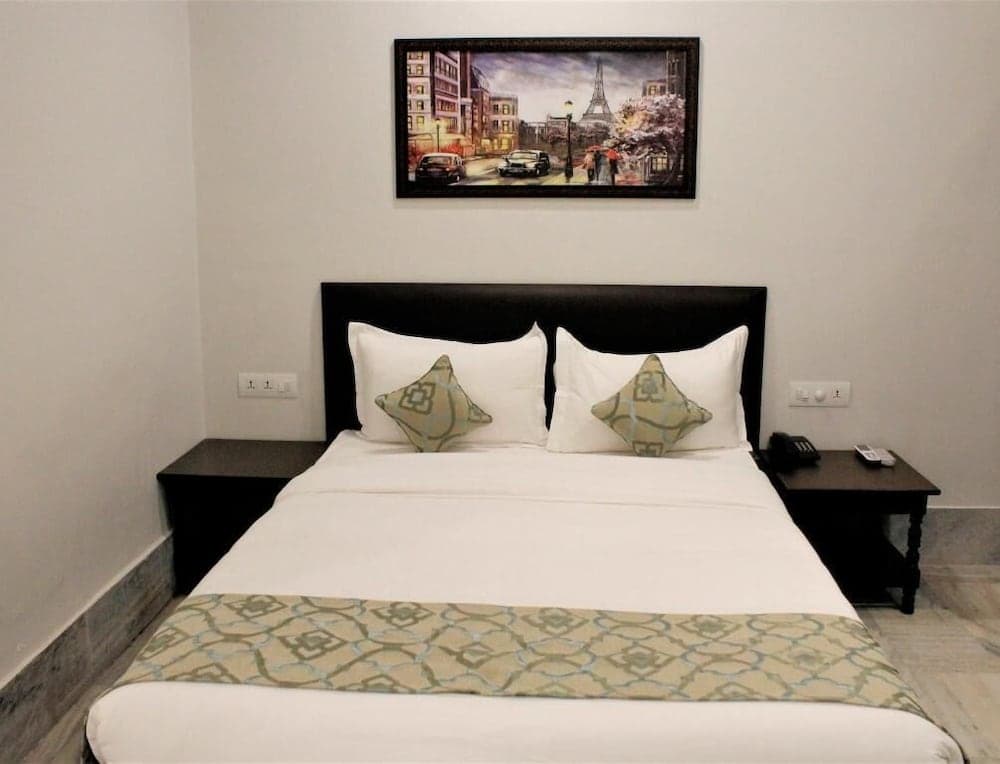 Central Hotel