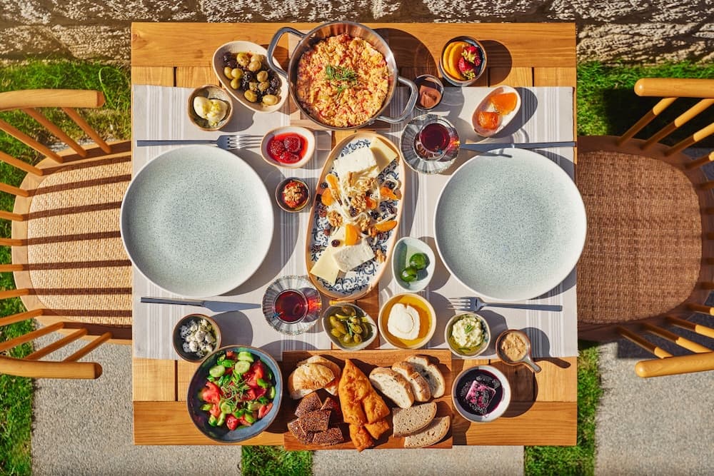 Meruno Alaçatı +12 Adult